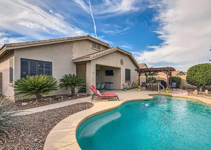 Holiday home Pool Table + Bar! Family-friendly Phoenix Retreat Avondale