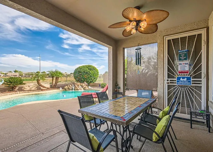 Pool Table + Bar! Family-friendly Phoenix Retreat Holiday home Avondale